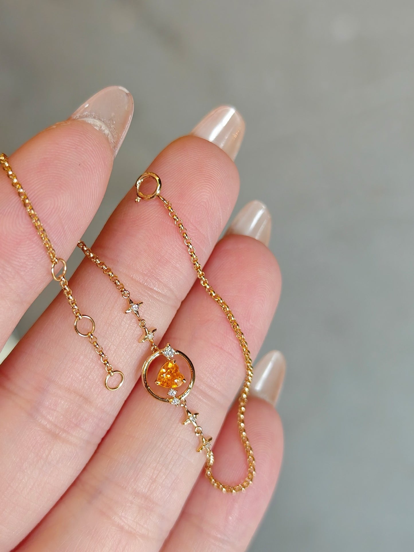 0.35ct Heart-Shaped Natural Spessartine with Natural Diamond Bracelet in 18K Gold