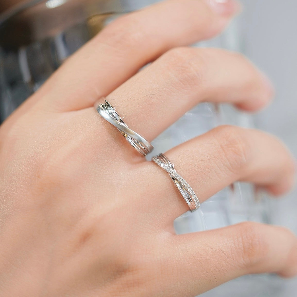 Mini Cross Natural Diamond Couple Rings in 18K Gold
