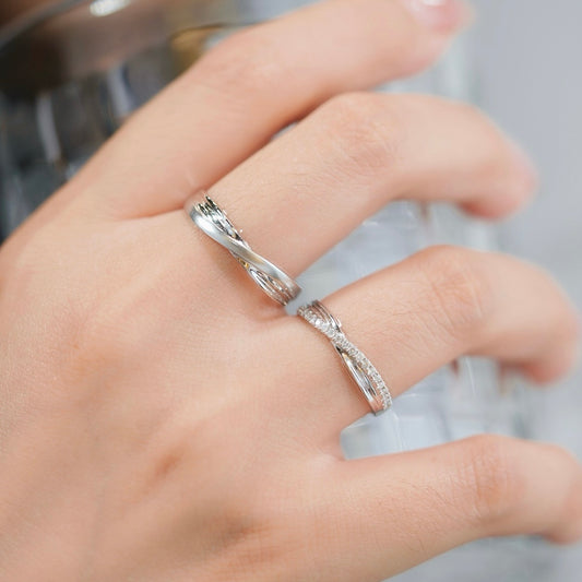 Mini Cross Natural Diamond Couple Rings in 18K Gold