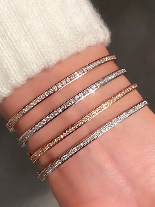 Natural Diamond Bangle in 18K Gold