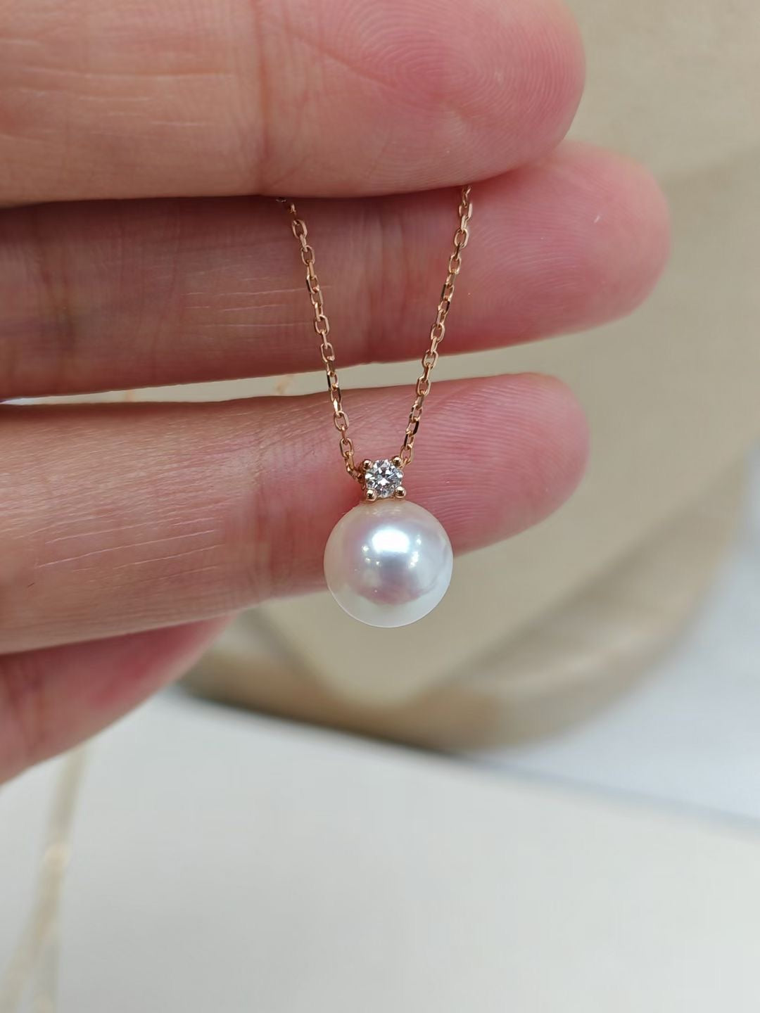 Akoya Peal with Natural Diamond Necklace/ Earrings in 18K Gold