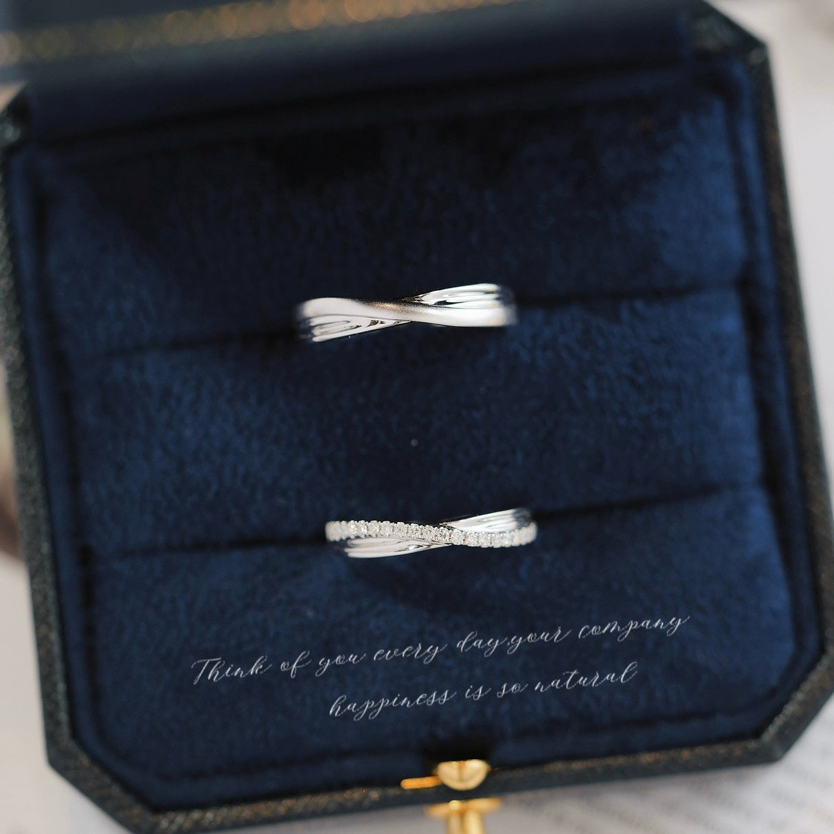 Mini Cross Natural Diamond Couple Rings in 18K Gold