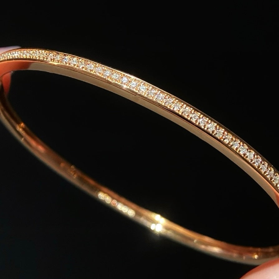 Natural Diamond Bangle in 18K Gold