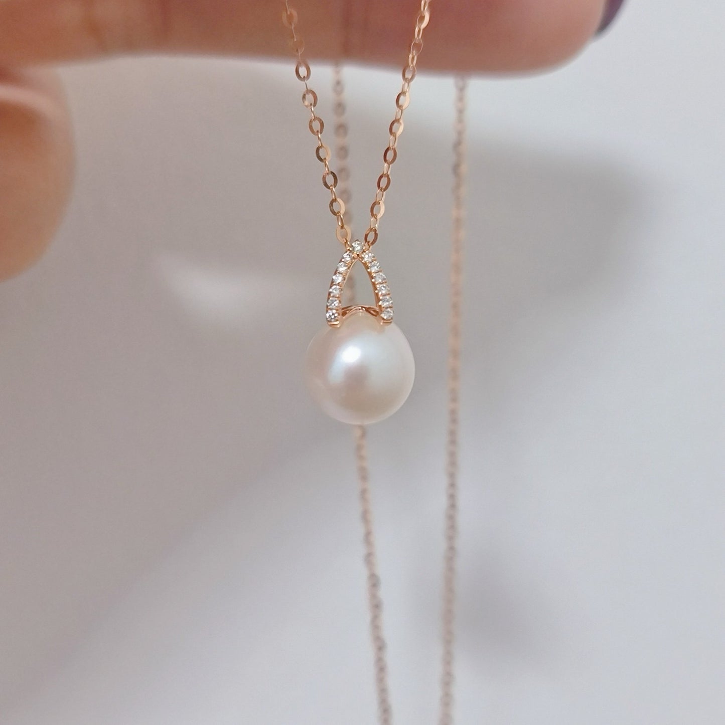 18K Gold Akoya Seawater Pearl with Natural Diamond Necklace