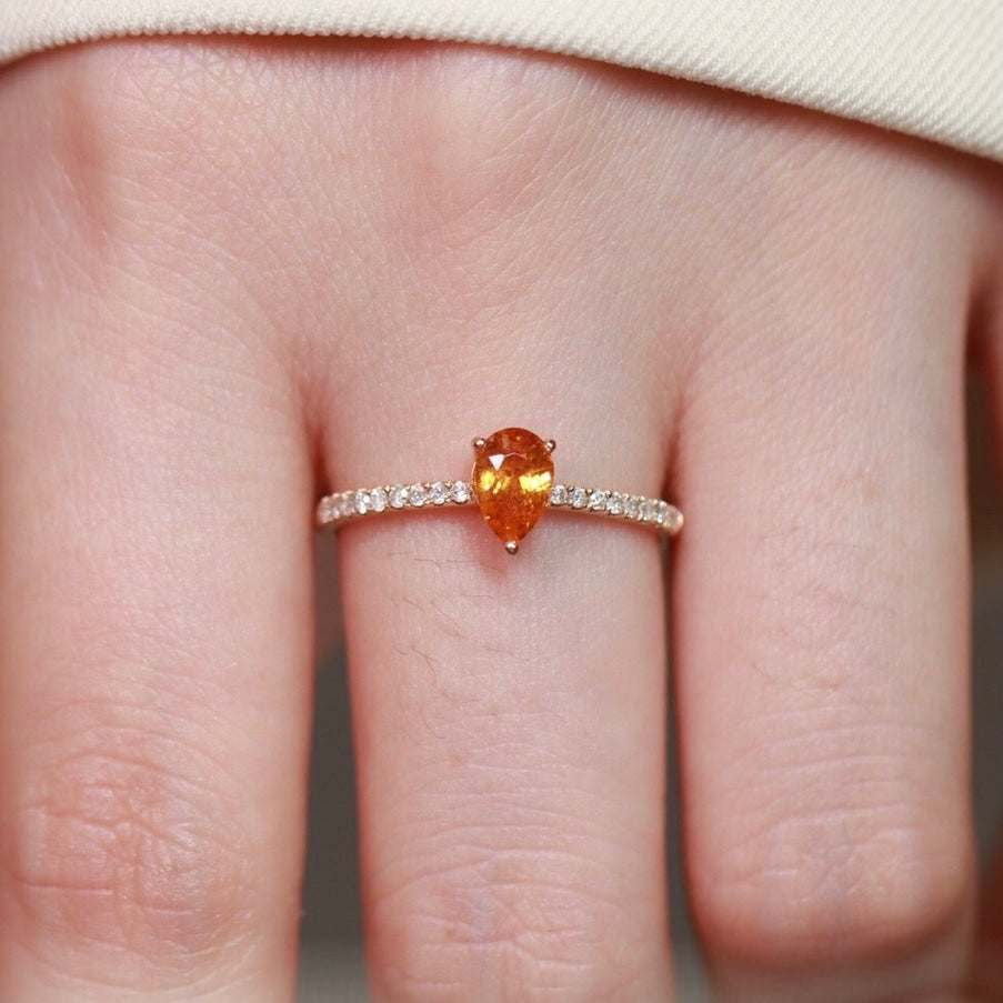 Pear-Shaped Natural Spessartine with Natural Diamond Ring in 18K Gold