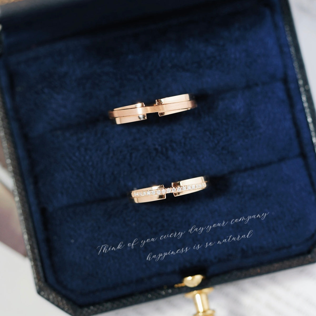 Slash Natural Diamond Couple Rings in 18K Gold