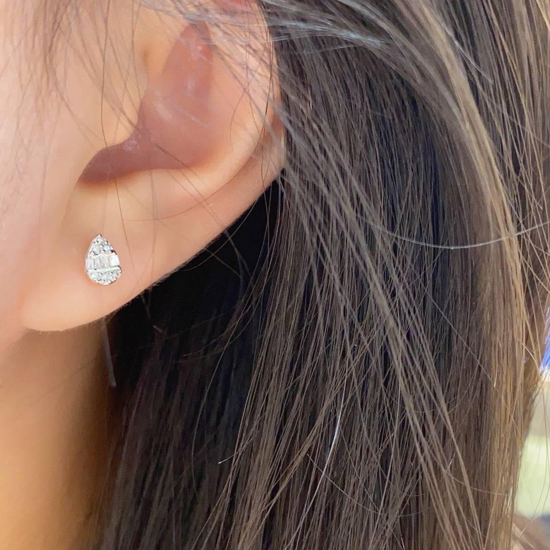 0.20ct Natural Diamond Water Drop-Shaped in 18K Gold