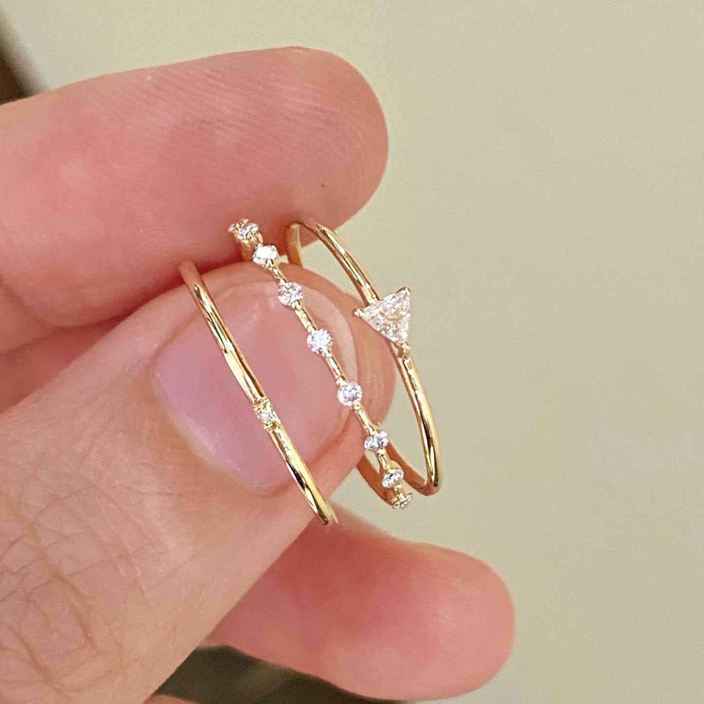 18K Gold Natural Diamonds Ring