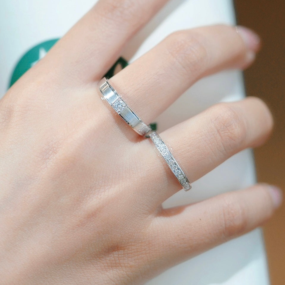 Solitaire/Half Circle Natural Diamond Couple Rings in 18K Gold