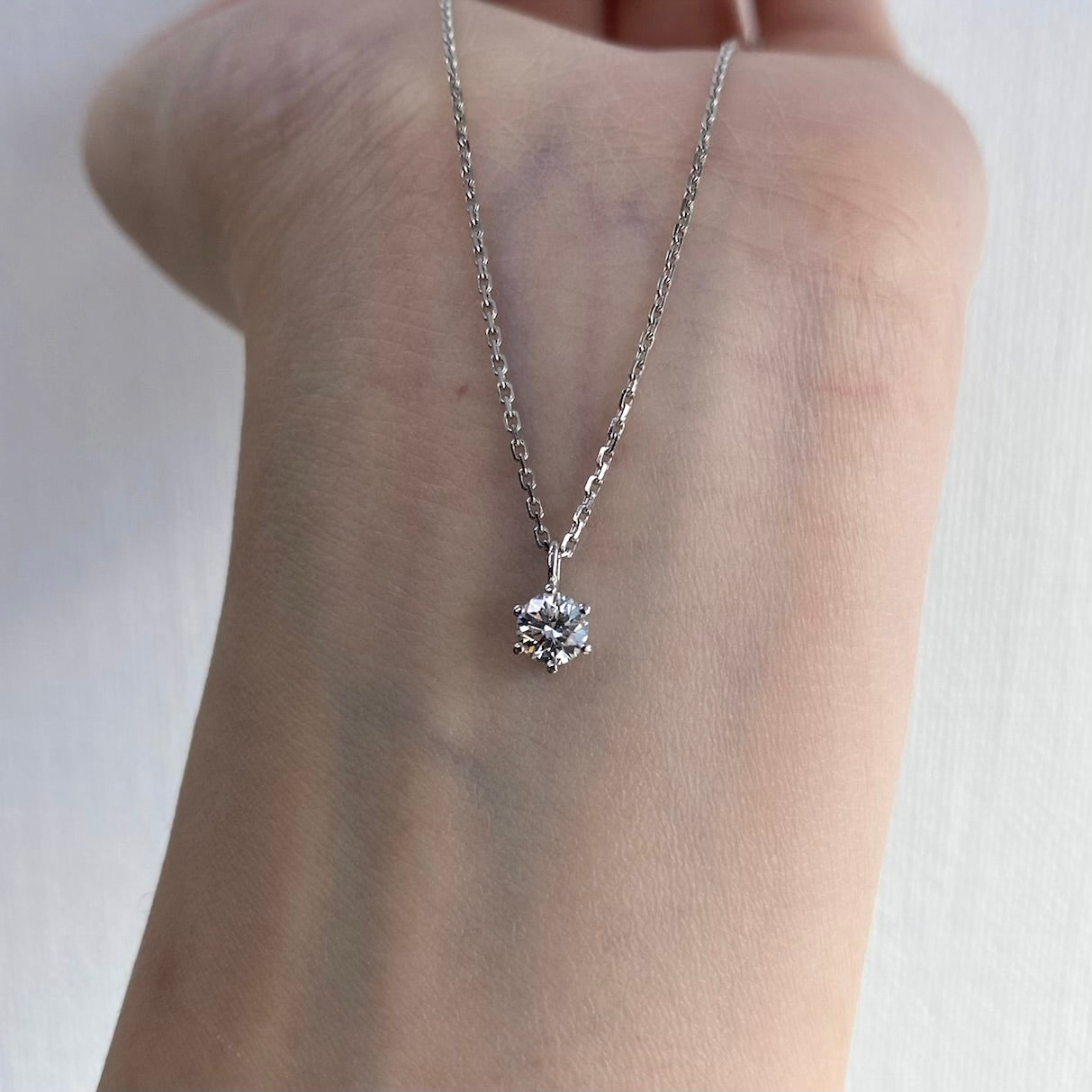 0.30 carat Natural Diamond Necklace in 18K Gold