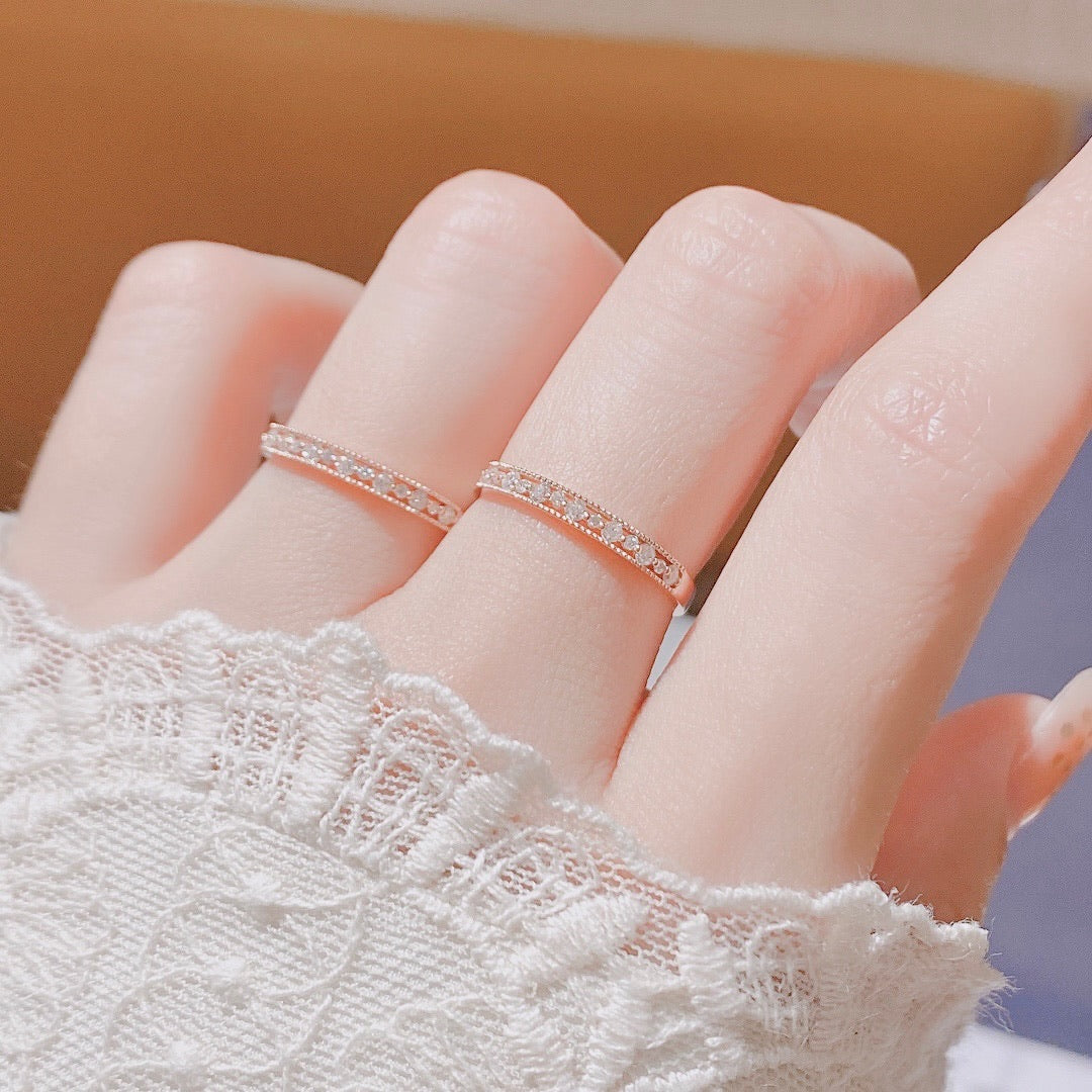 18K Gold Hollow Carved Diamonds Ring