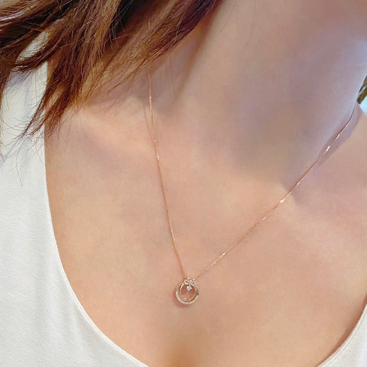 Natural Diamond Bowknot Necklace in 18K Gold