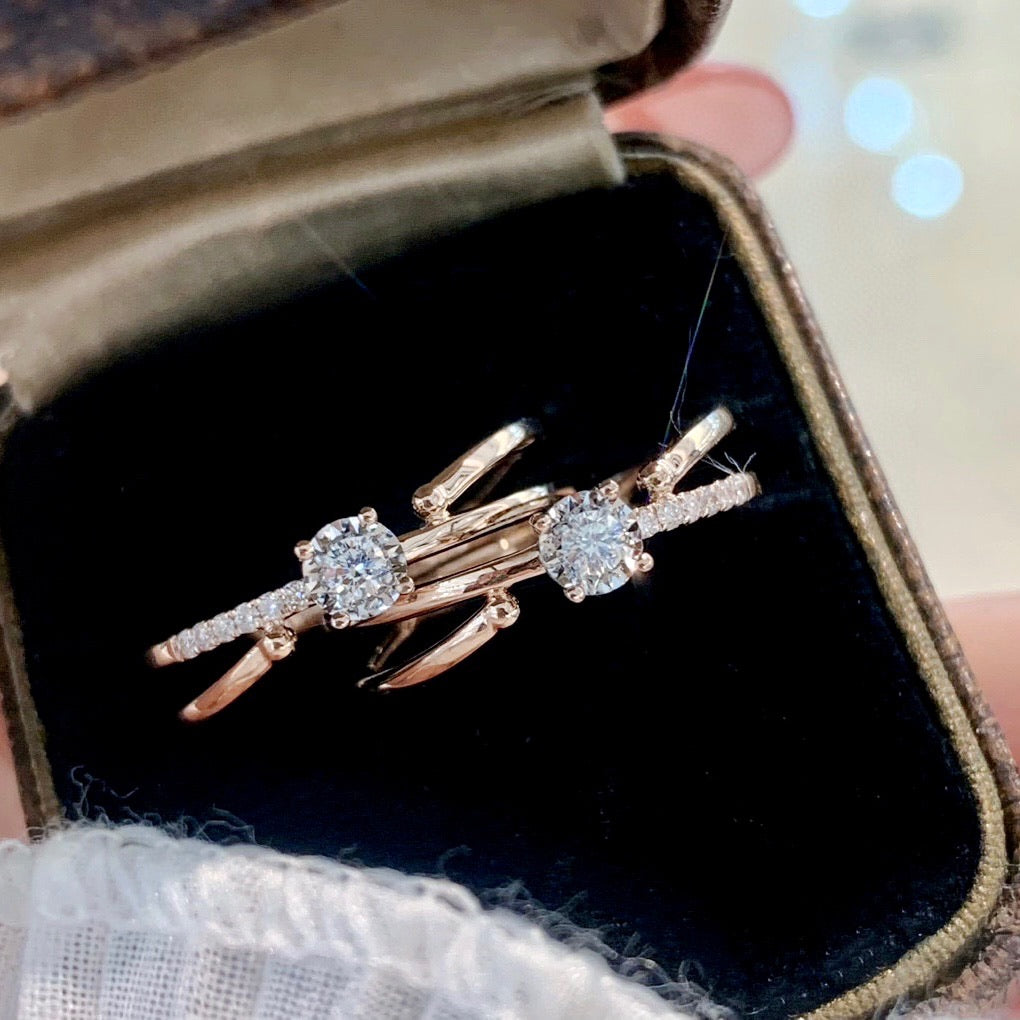 0.05ct Natural Diamond Cross Ring in 18K Gold