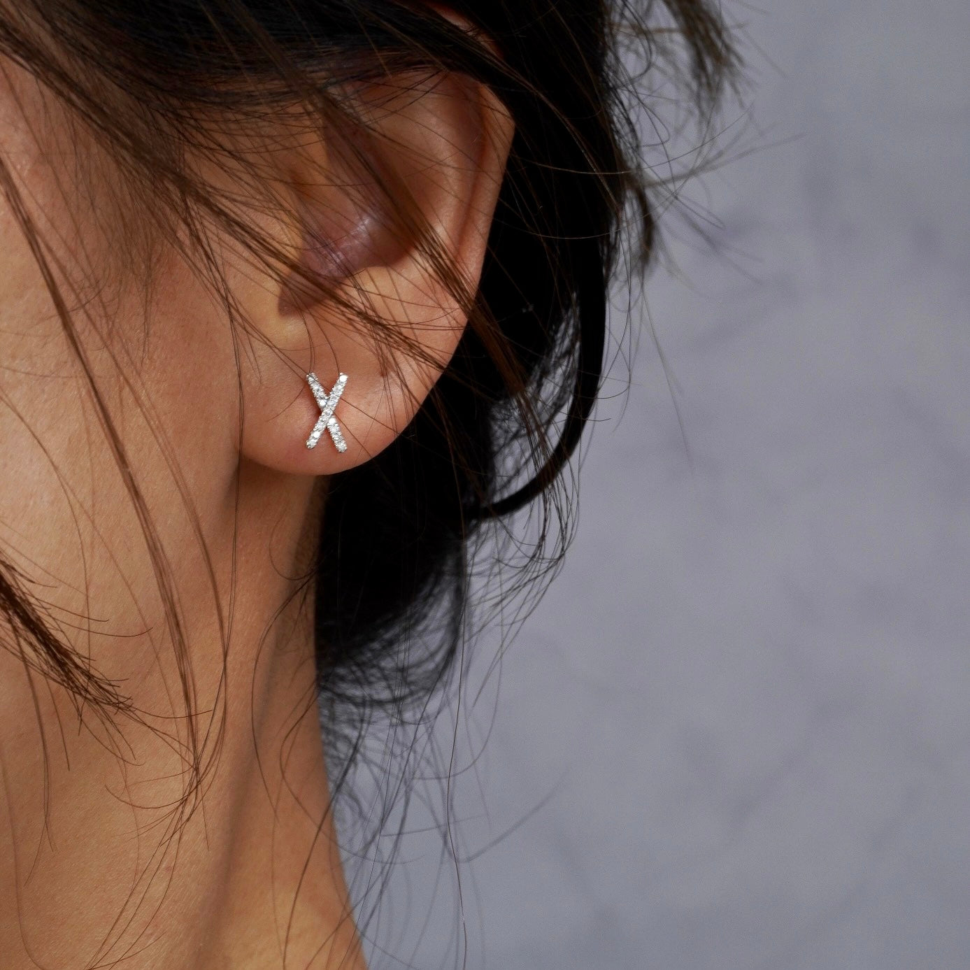 0.18ct Natural Diamonds Cross Earrings in 18K Gold