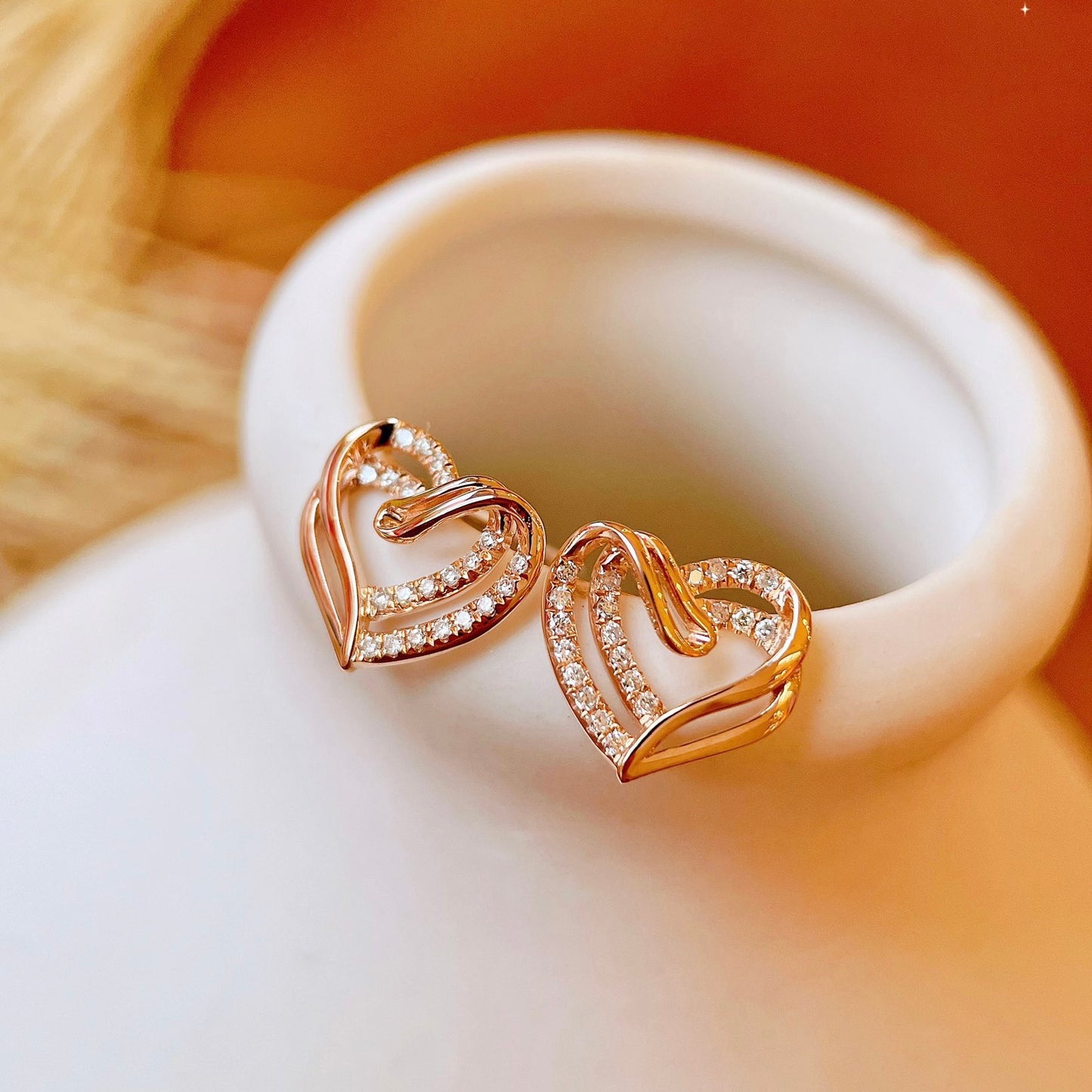 Heart-Shaped Natural Diamond Earrings in 18K Gold