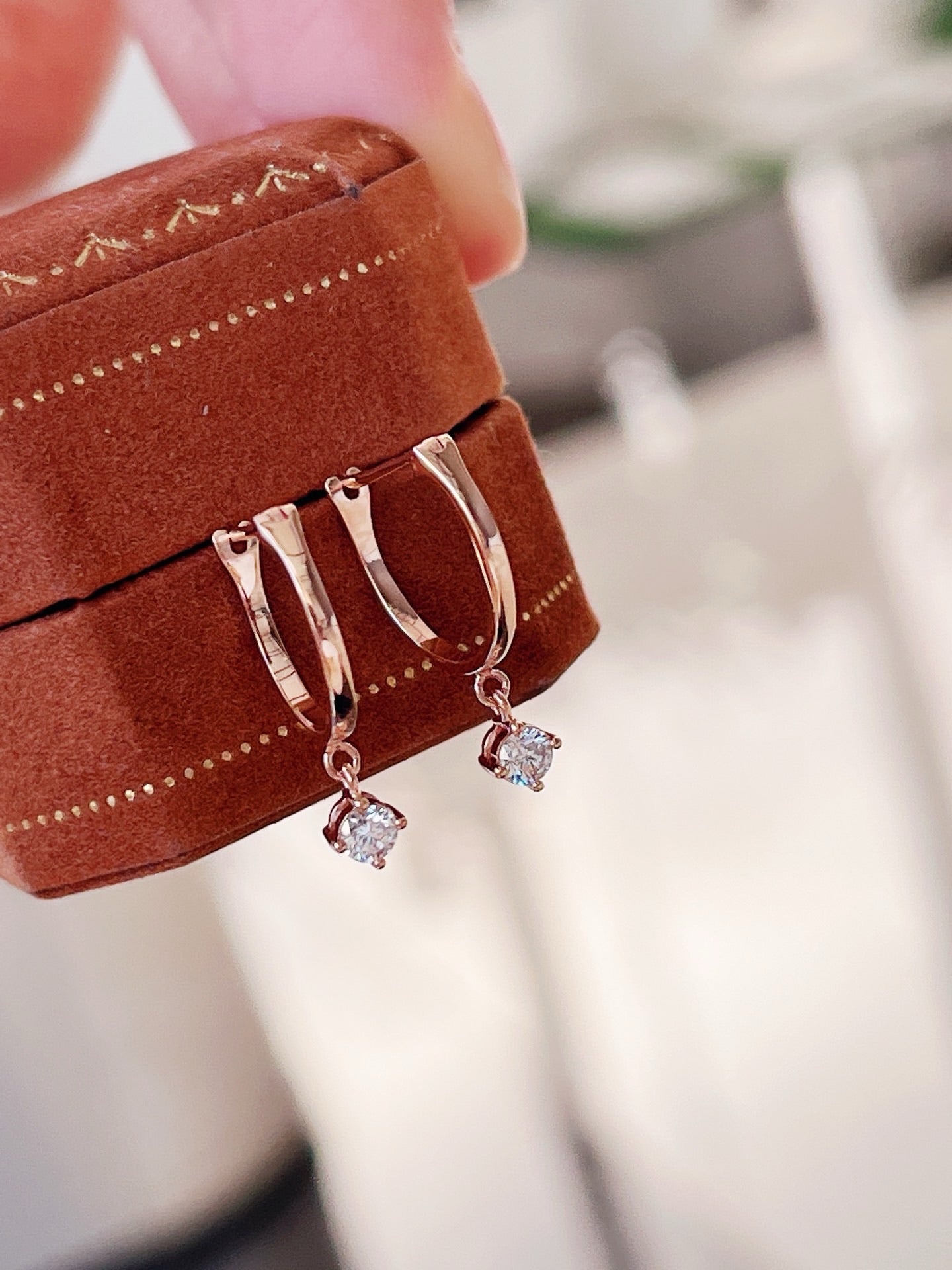 Natural Diamond Earrings in 18K Gold