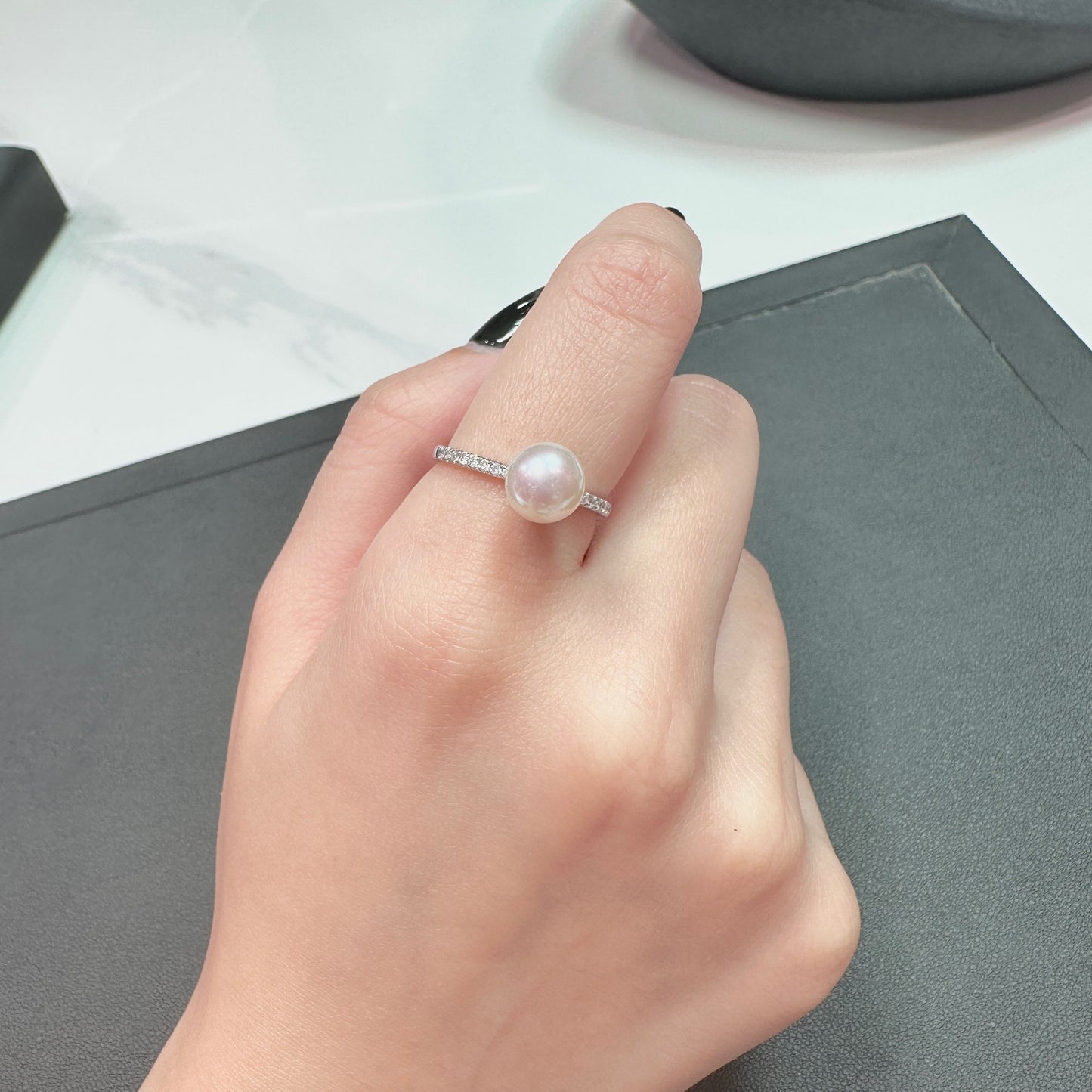 Simple Pave Freshwater Pearl with 0.11ct Natural Diamond Ring in 18K Gold