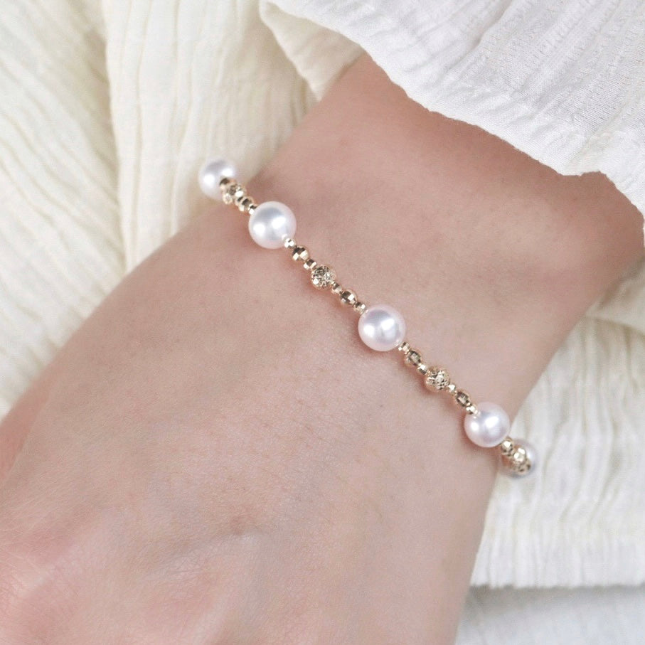 Akoya Golden Ball Seawater pearl Bracelet in 18K Gold