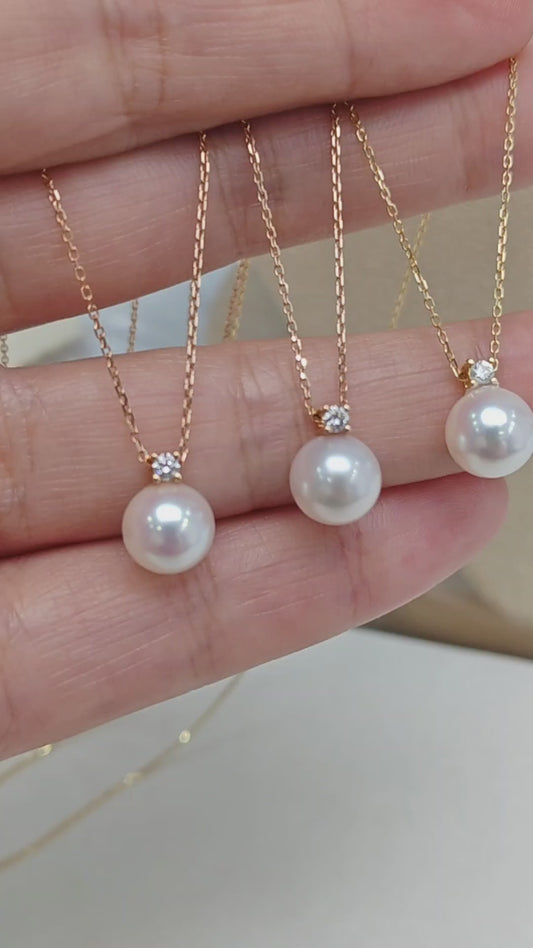 Akoya Peal with Natural Diamond Necklace/ Earrings in 18K Gold