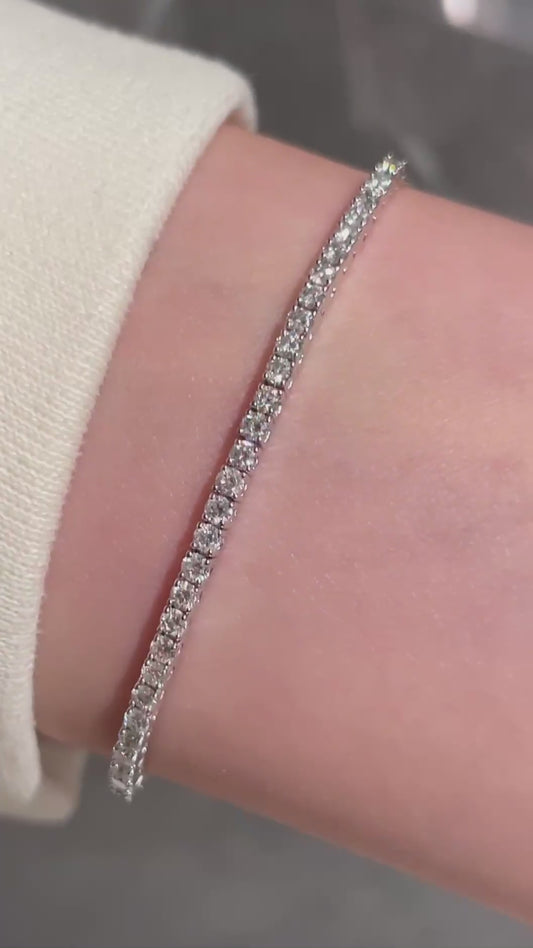 1ct Natural Diamond Bracelet in 18K Gold