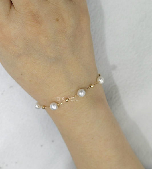 Small Gold Balls & Freshwater Pearl Bracelet in 18K Rose Gold