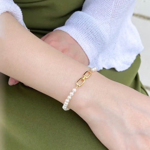 Freshwater Pearl Necklace/ Bracelet with Geometric Square Buckle in 18K Yellow Gold