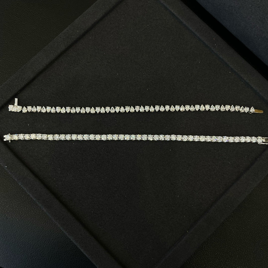 Special-Shaped / Round Cut Lab-Grown Diamond Bracelet in 18K White Gold