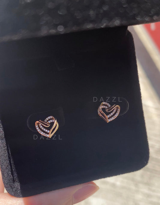 Heart-Shaped Natural Diamond Earrings in 18K Gold