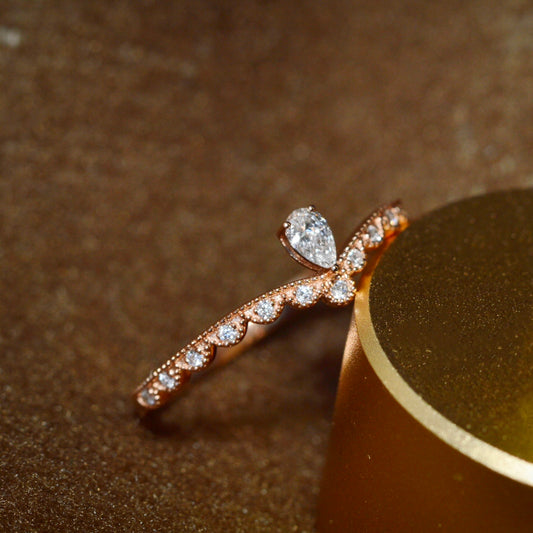 0.10ct Pear cut Natural Diamond Ring in 18K Rose Gold
