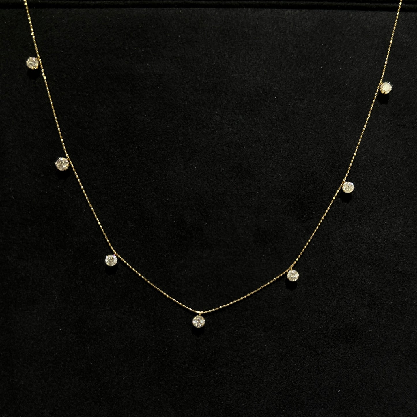 Dangle Natural Diamond Dainty Necklace in 18K Yellow Gold
