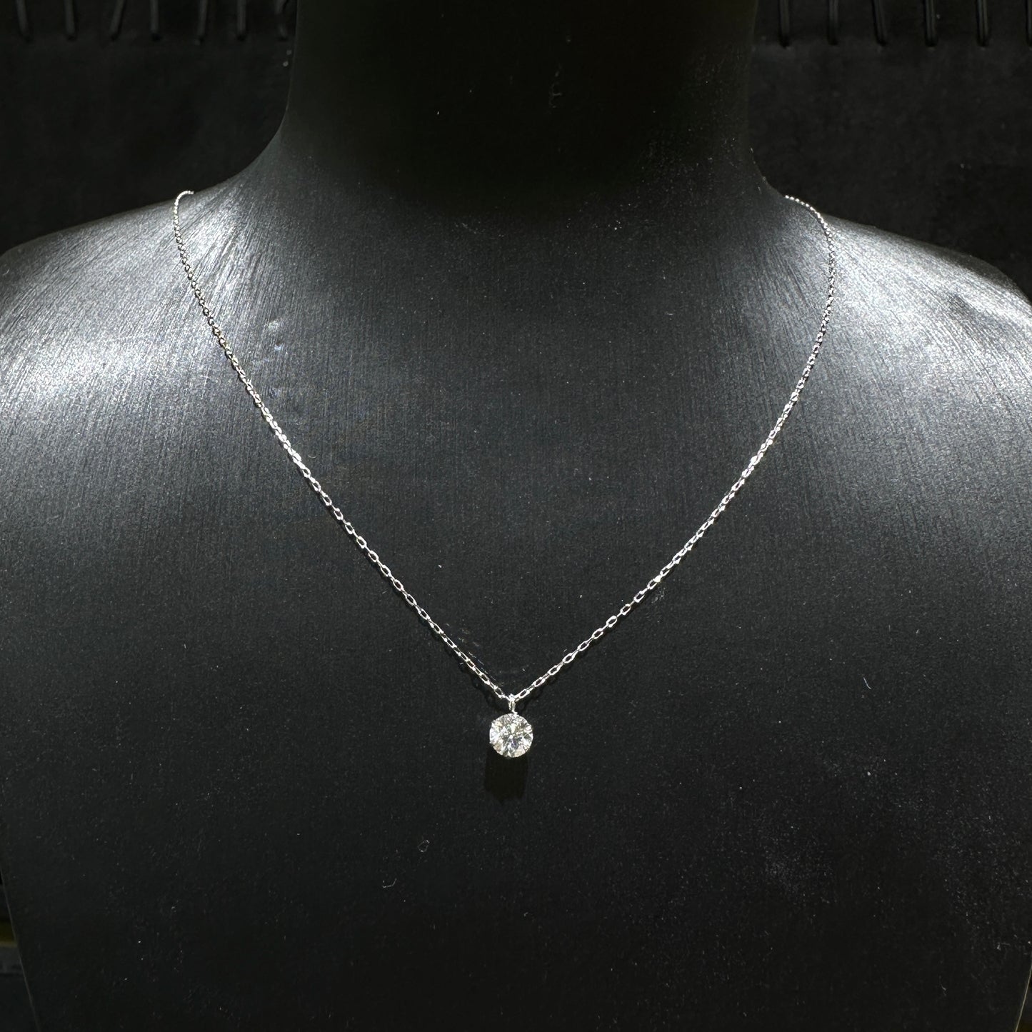0.30 carat Natural Diamond Necklace in Platinum