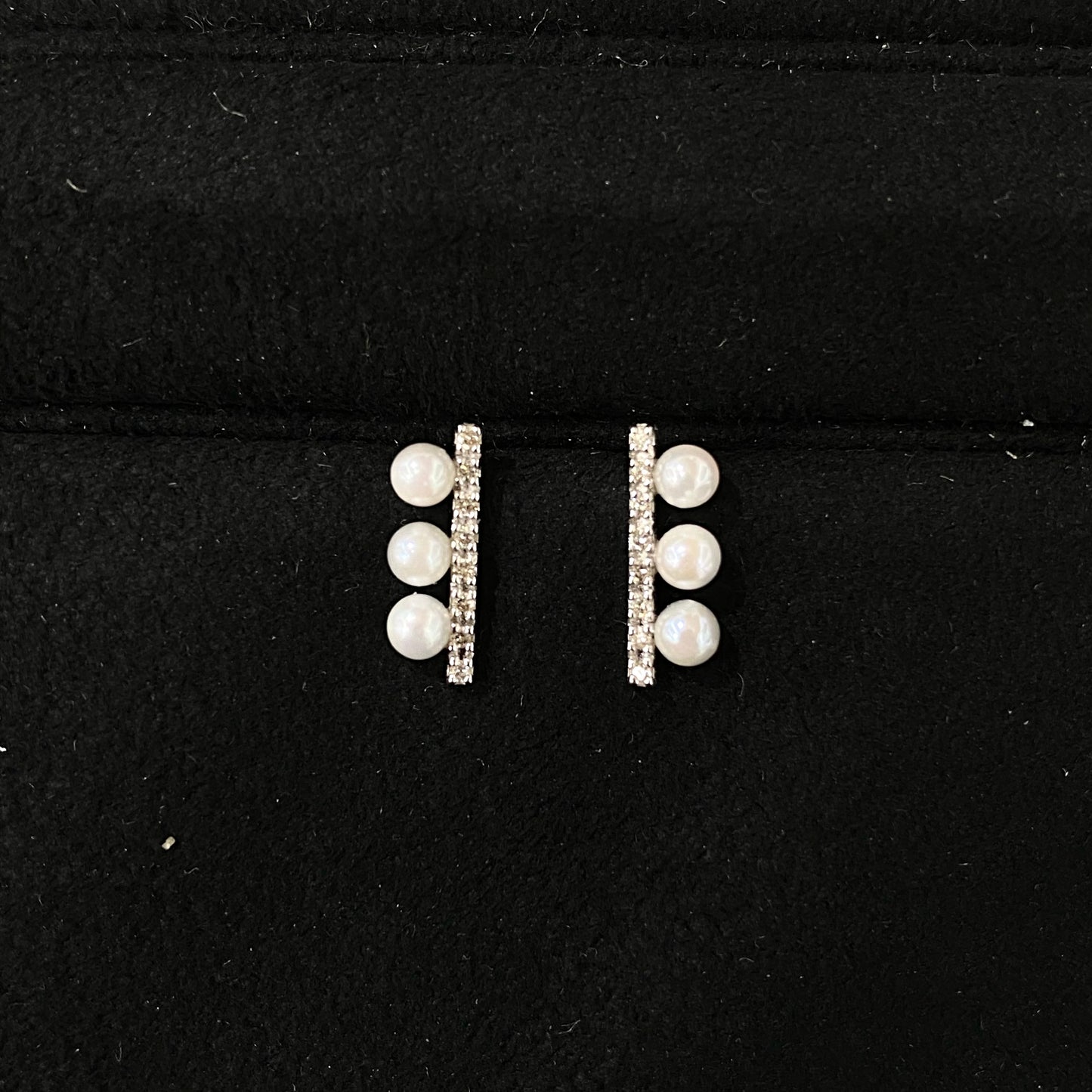 0.08ct Natural Diamond & Freshwater Pearl Earrings in 18K White Gold
